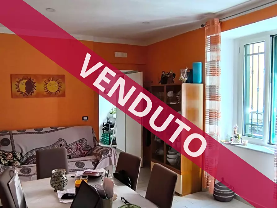 Immagine 1 di Appartamento in vendita  in Via M. Renato Imbriani a Napoli