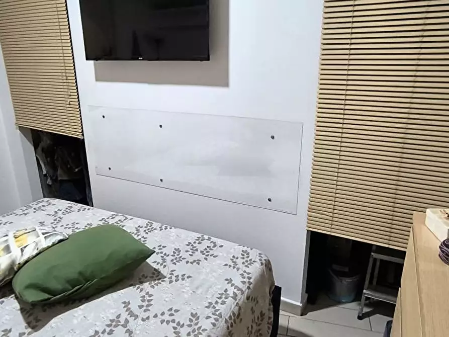 Immagine 10 di Appartamento in vendita  in Via M. Renato Imbriani a Napoli