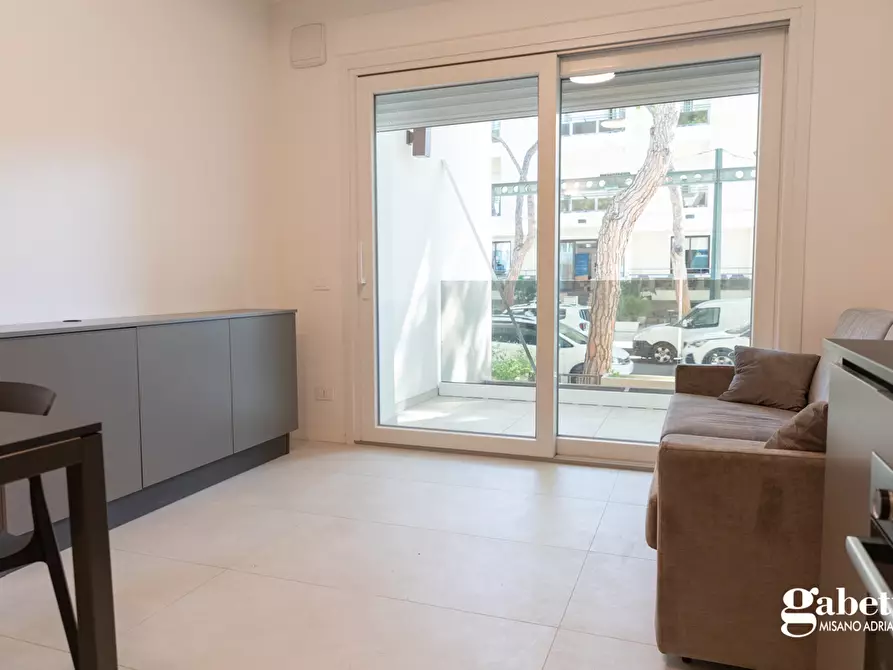 Immagine 3 di Appartamento in vendita  in Via Fiume, 9 a Cattolica