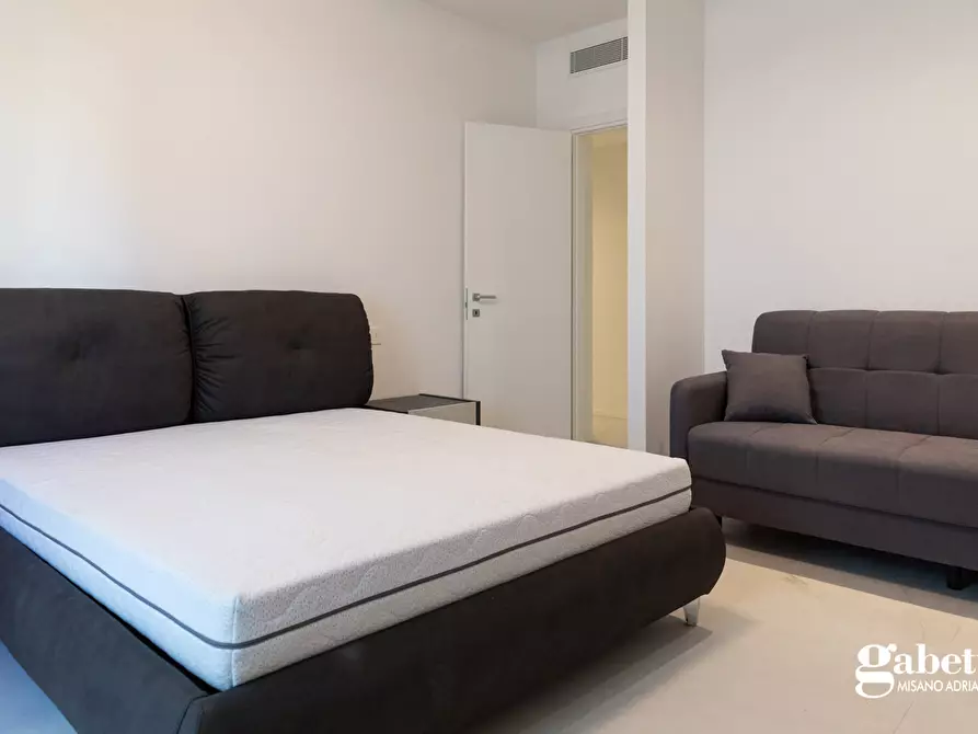 Immagine 13 di Appartamento in vendita  in Via Fiume, 9 a Cattolica