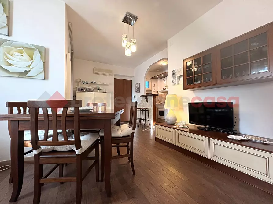 Immagine 10 di Appartamento in vendita  in Via SANT'ANTONIO, 3410 a Fondi
