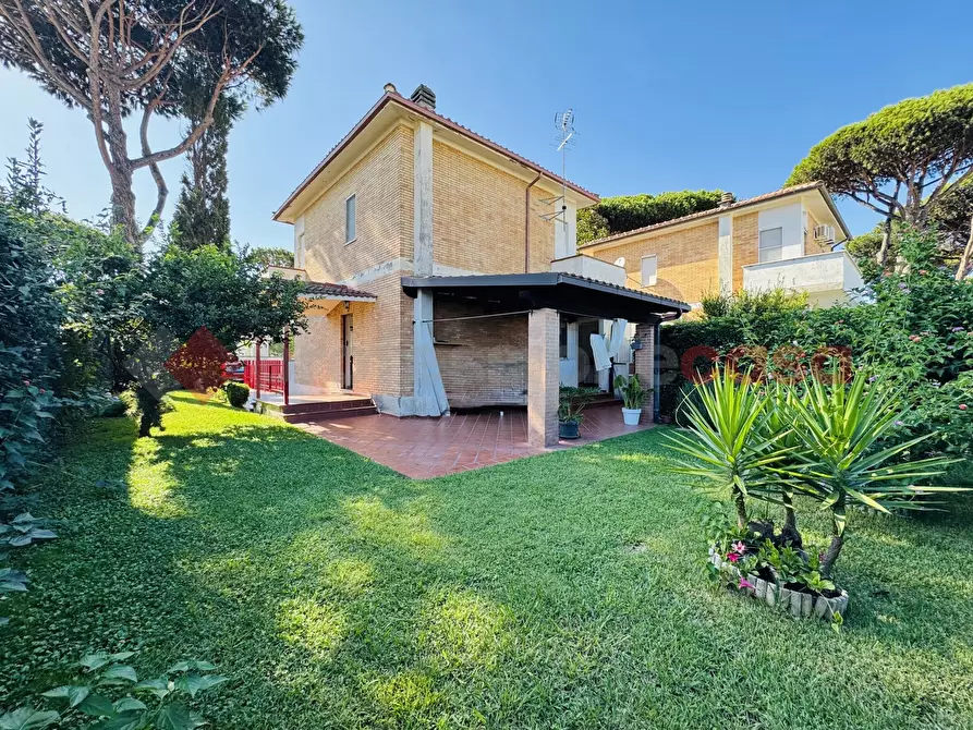 Immagine 1 di Villa in vendita  in Via SOAVE INCANTO DEL CIRCEO, 53 a Terracina