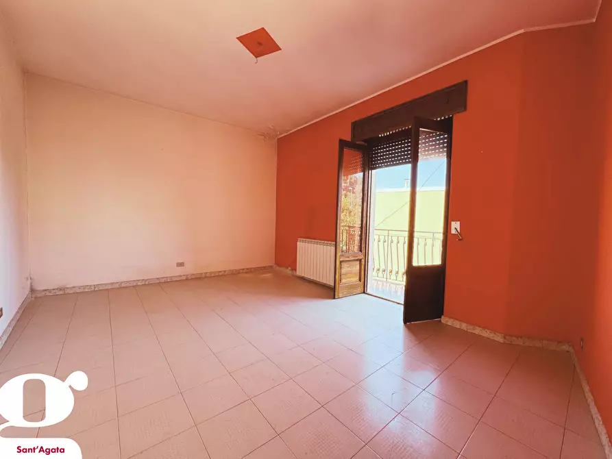 Immagine 2 di Appartamento in vendita  in Via ALDO MORO, 17 a Galati Mamertino