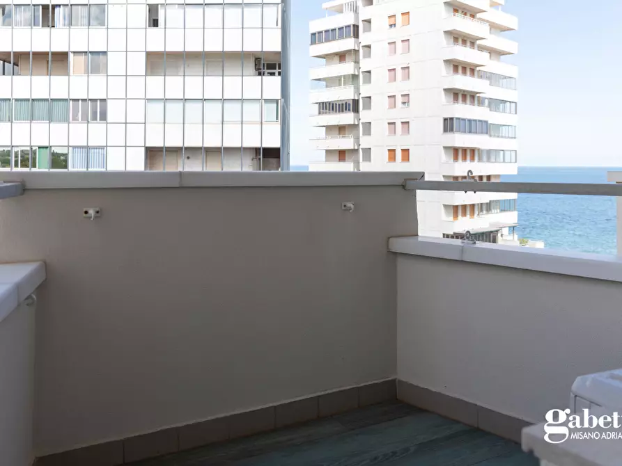 Immagine 10 di Appartamento in vendita  in Via delle rose a Misano Adriatico