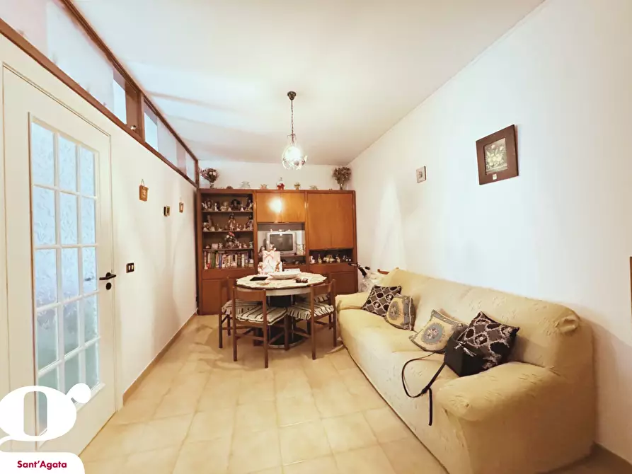 Immagine 2 di Appartamento in vendita  in Via DOMENICO CIMAROSA, 27 a Sant'agata Di Militello