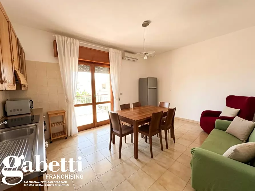 Immagine 1 di Appartamento in vendita  in Via DOMENICO CIMAROSA, 27 a Sant'agata Di Militello