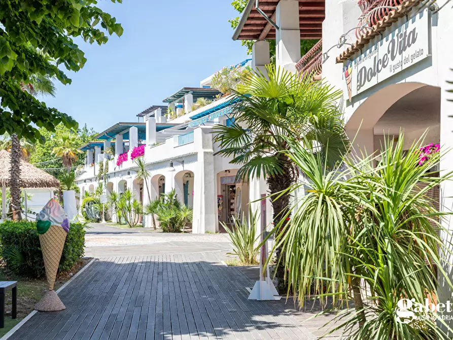 Immagine 13 di Bar / Ristorante in vendita  in Via Lungo Darsena a Misano Adriatico