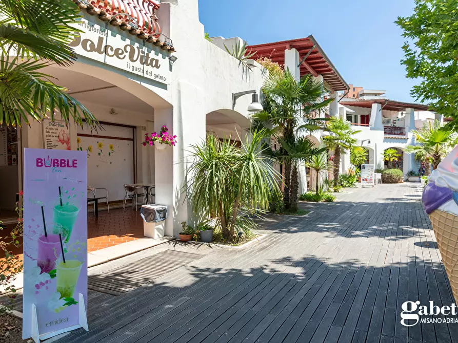 Immagine 12 di Bar / Ristorante in vendita  in Via Lungo Darsena a Misano Adriatico