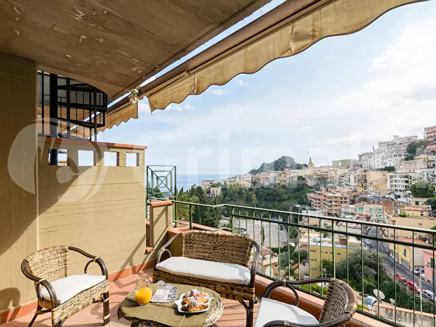 Immagine 5 di Appartamento in vendita  in Piazza Franz Pagano, 26 a Taormina