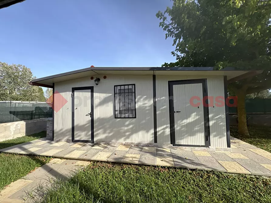 Immagine 12 di Casa indipendente in vendita  in Via RESIDENCE I PIOPPI, 205 a Terracina