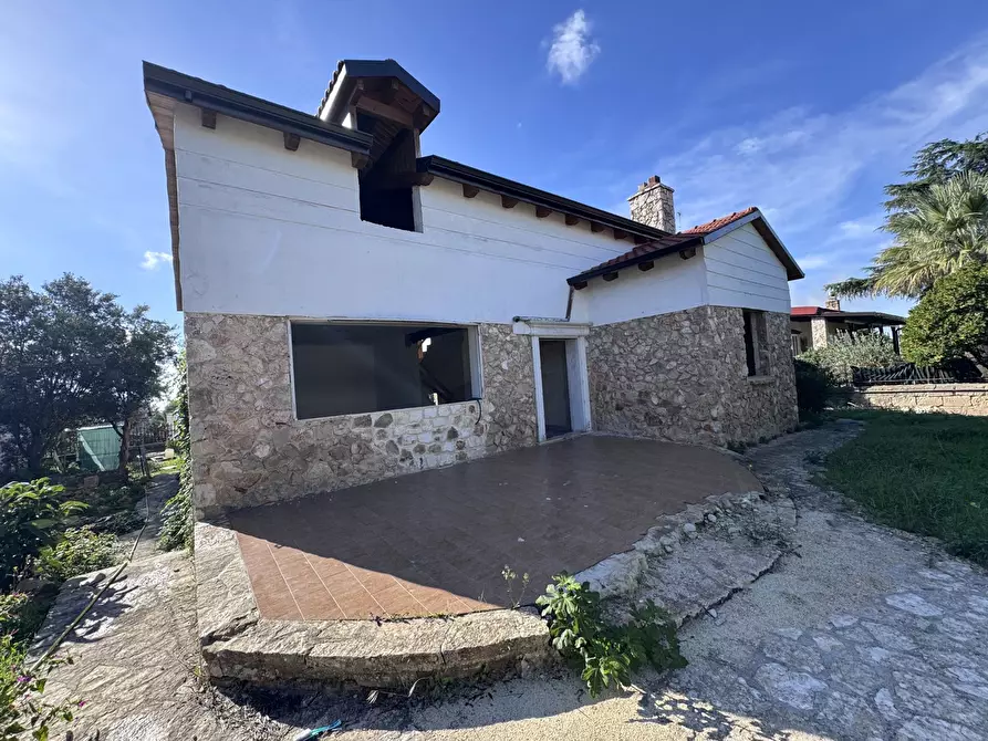 Immagine 6 di Villa in vendita  in Via MICHAEL, 12 a Statte