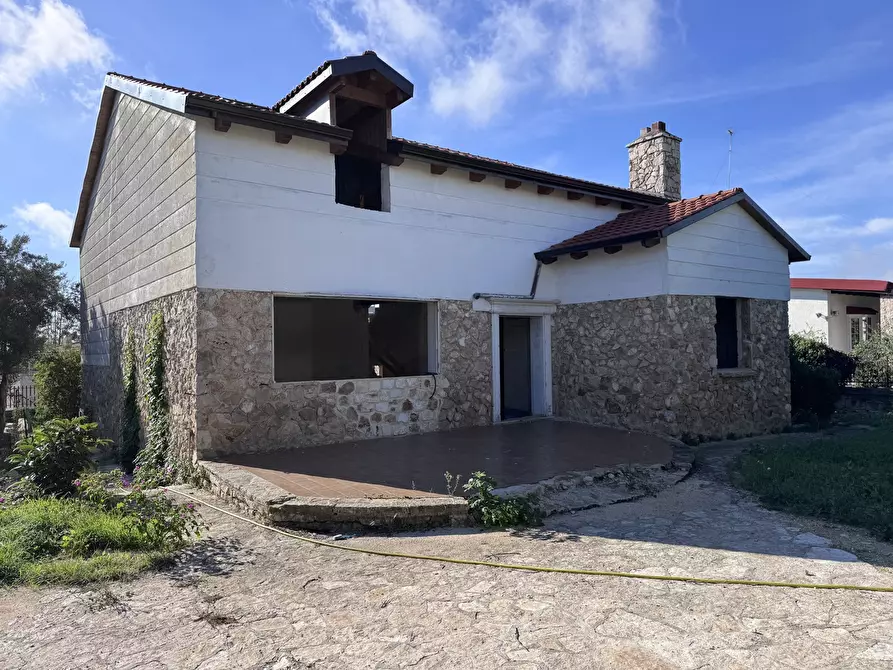 Immagine 1 di Villa in vendita  in Via MICHAEL, 12 a Statte