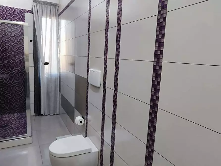 Immagine 18 di Appartamento in vendita  in Via torino a Napoli