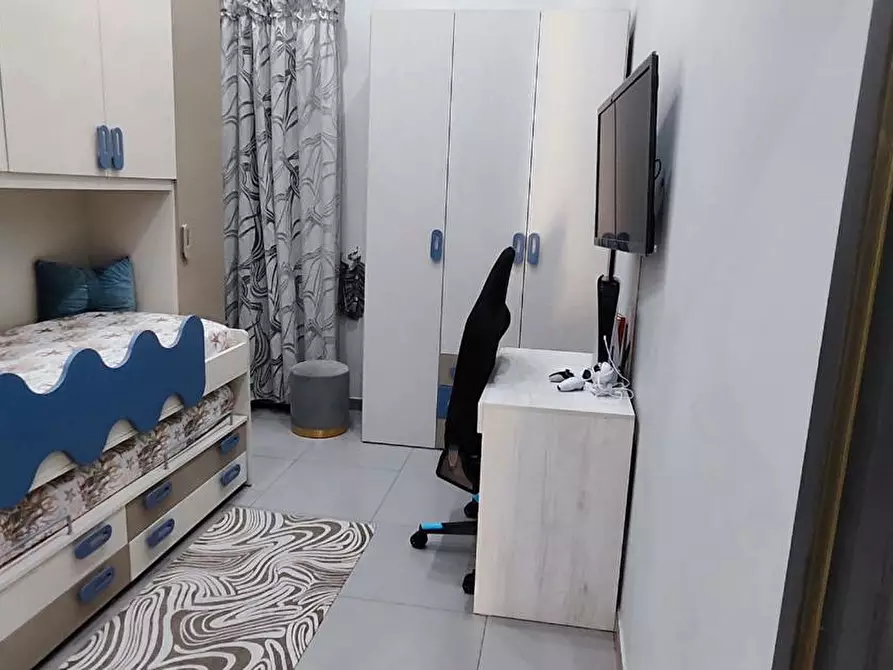 Immagine 11 di Appartamento in vendita  in Via torino a Napoli