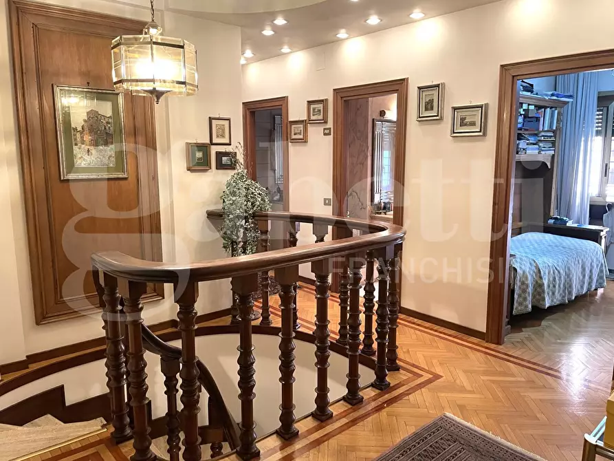 Immagine 21 di Appartamento in vendita  in Via Latina, 45 a Roma