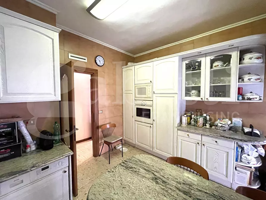 Immagine 9 di Appartamento in vendita  in Via Latina, 45 a Roma