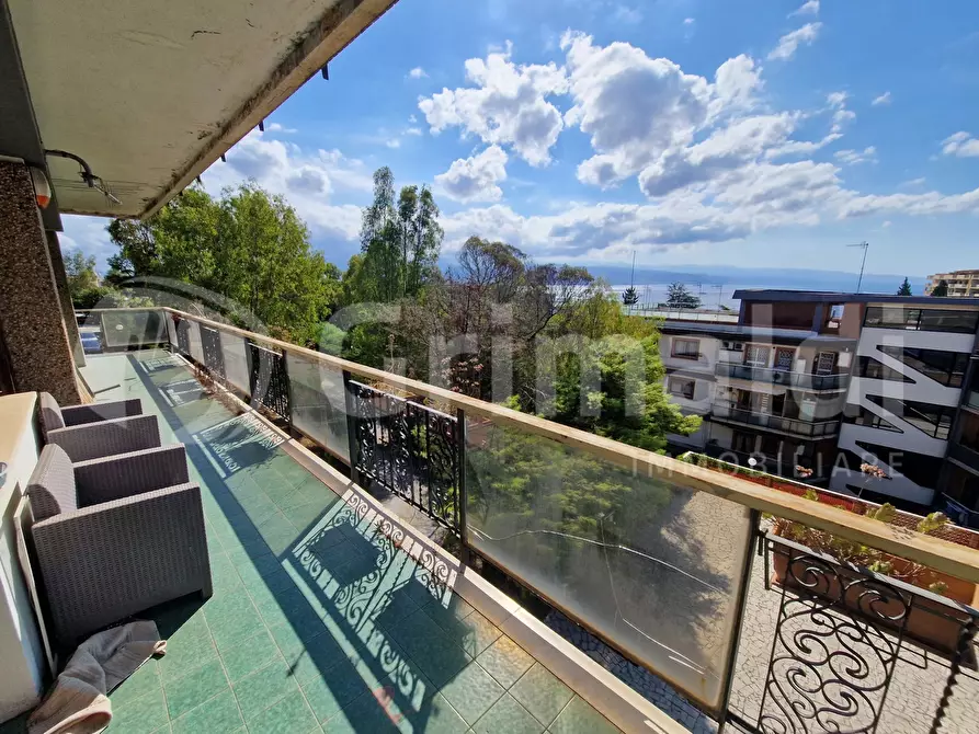 Immagine 16 di Appartamento in vendita  in Via Nuova Panoramica dello stretto, 1020 a Messina