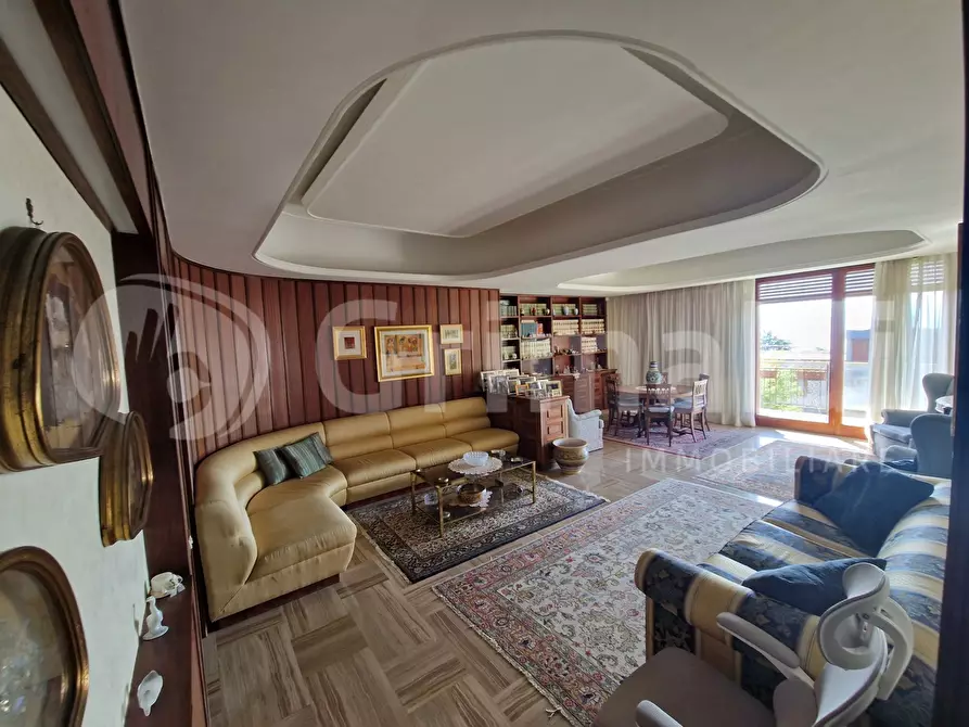 Immagine 5 di Appartamento in vendita  in Via Nuova Panoramica dello stretto, 1020 a Messina