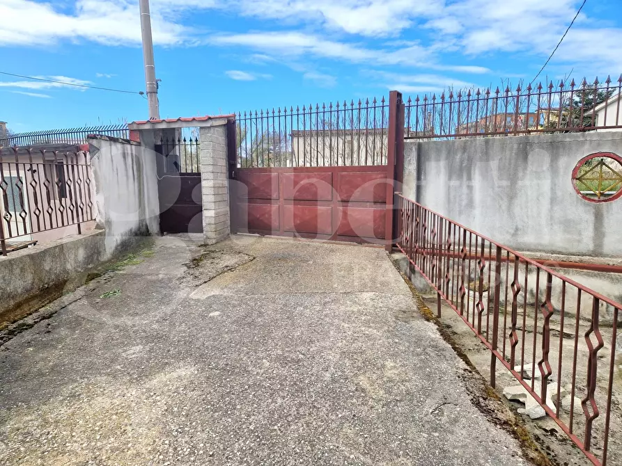 Immagine 2 di Appartamento in vendita  in Via mezzagni a Castel Volturno