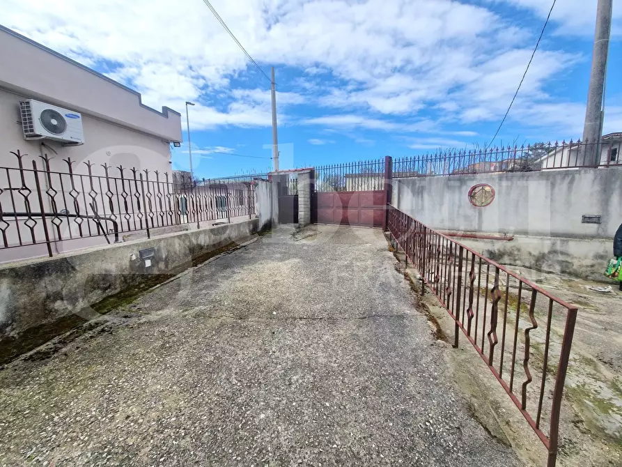 Immagine 3 di Appartamento in vendita  in Via mezzagni a Castel Volturno