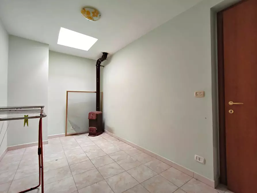 Immagine 10 di Casa indipendente in vendita  in Via ROSSINI a San Severo