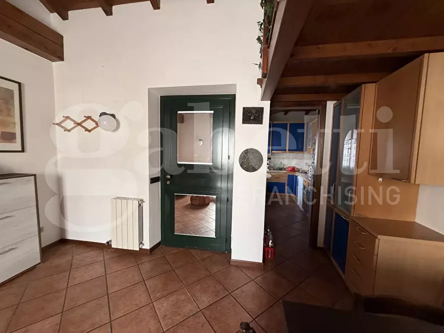 Immagine 24 di Appartamento in vendita  in Via Licinio, 1 a Erba