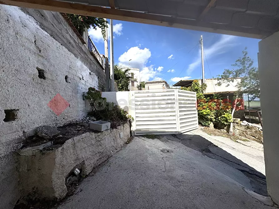 Immagine 37 di Villa in vendita  in Via TORRE GREGORIANA, 17 a Terracina