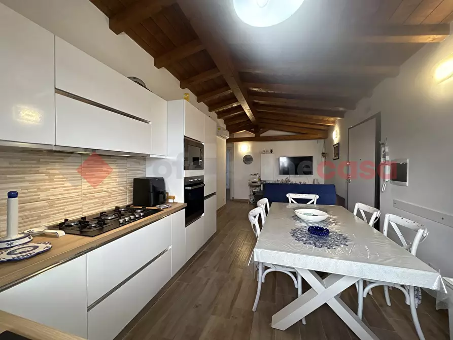 Immagine 19 di Villa in vendita  in Via TORRE GREGORIANA, 17 a Terracina