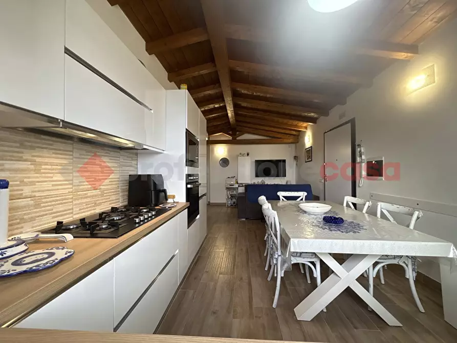Immagine 23 di Villa in vendita  in Via TORRE GREGORIANA, 17 a Terracina