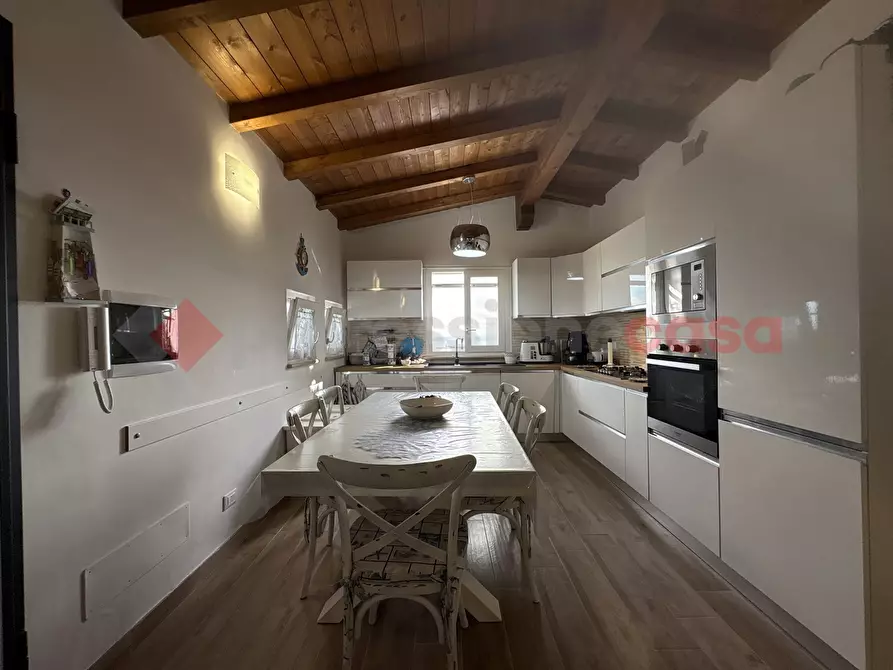 Immagine 4 di Villa in vendita  in Via TORRE GREGORIANA, 17 a Terracina