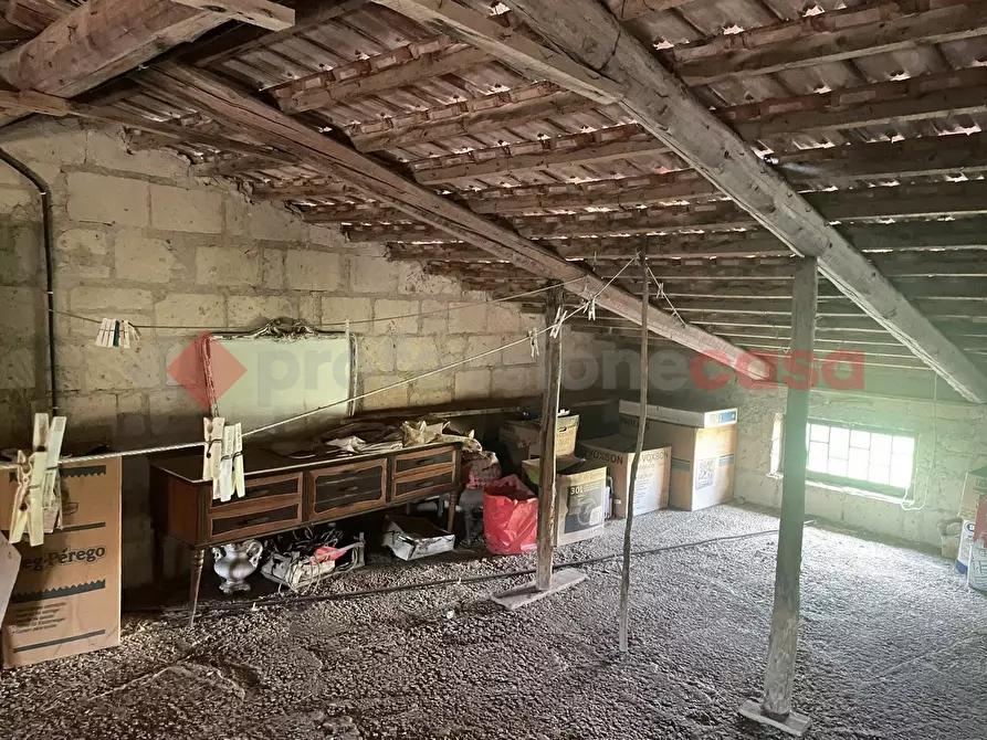 Immagine 27 di Villa in vendita  in Via Miceli III trav., snc a Vitulazio