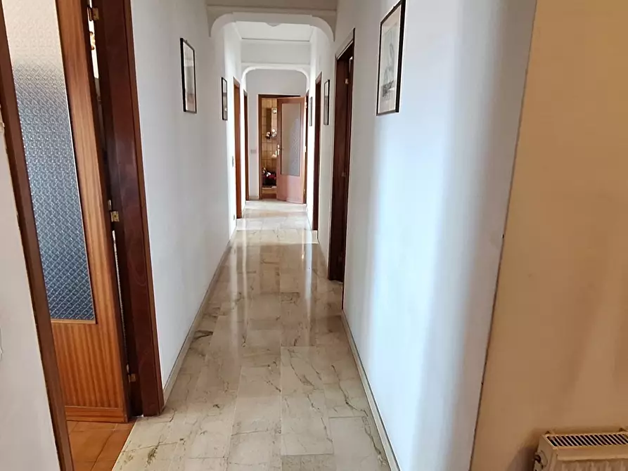 Immagine 11 di Appartamento in vendita  in Via S.Maria di GesÃ¹ Inferiore, 13 a Messina