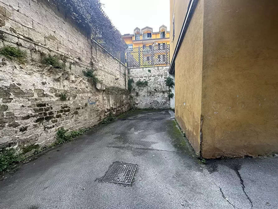 Immagine 5 di Box auto in vendita  in Via Palladio, 12 a Acerra