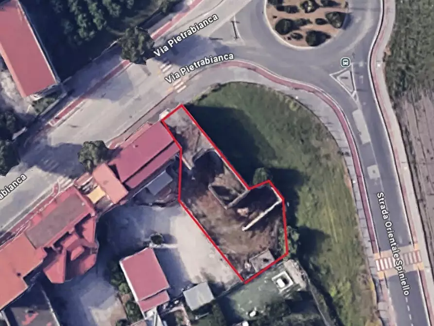 Immagine 13 di Palazzo in vendita  in Via Pietrabianca, 58 a Acerra