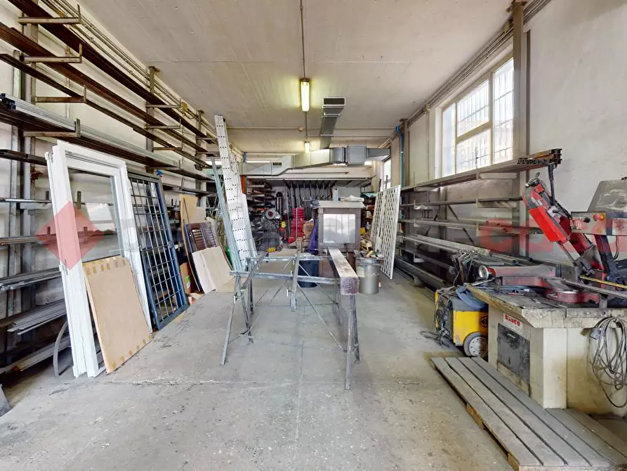 Immagine 8 di Laboratorio in affitto  in Via Roccalbegna, 13 a Roma