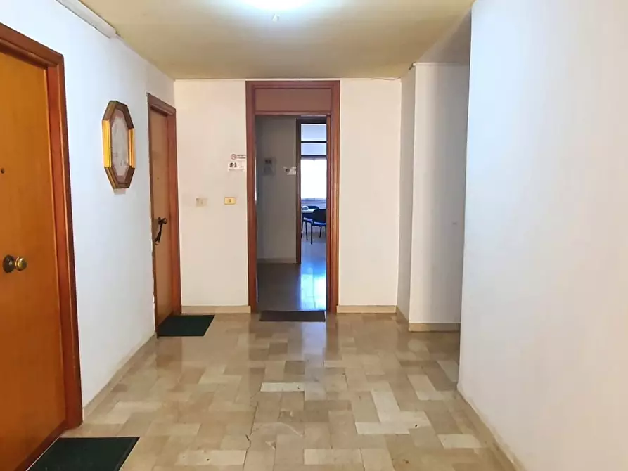 Immagine 2 di Ufficio in vendita  in Via Consolare, 177 a Bagheria