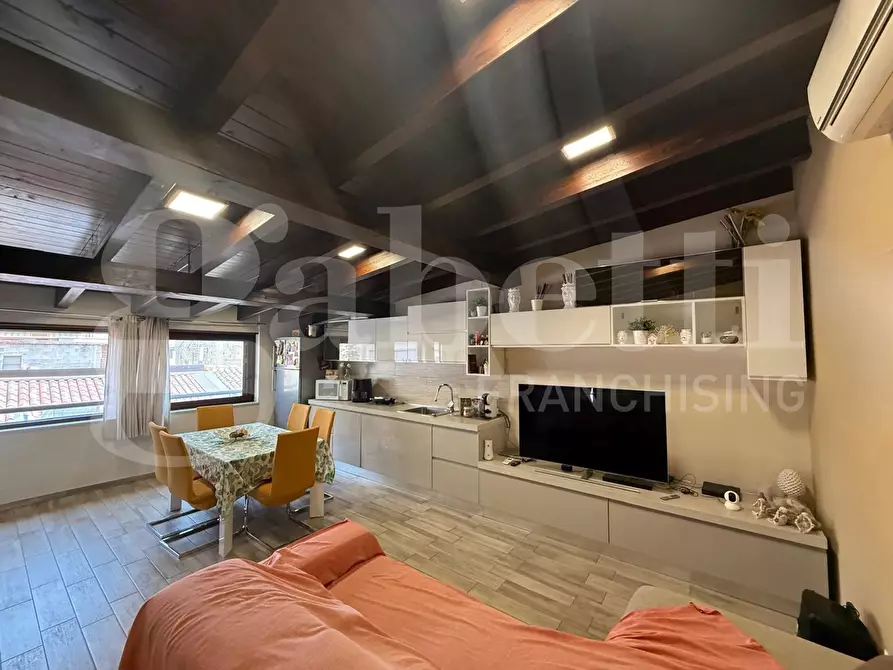 Immagine 7 di Casa indipendente in vendita  in Via Bianchi a Catania