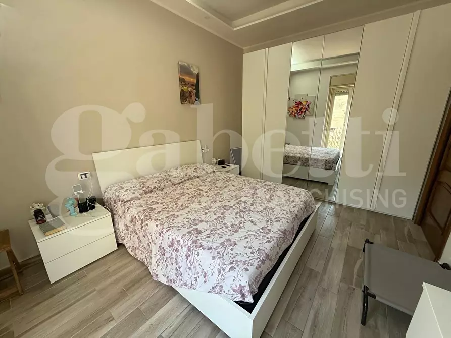 Immagine 10 di Casa indipendente in vendita  in Via Bianchi a Catania