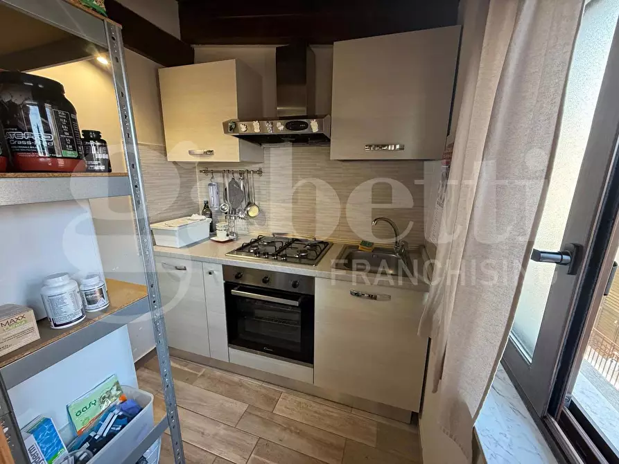 Immagine 5 di Casa indipendente in vendita  in Via Bianchi a Catania