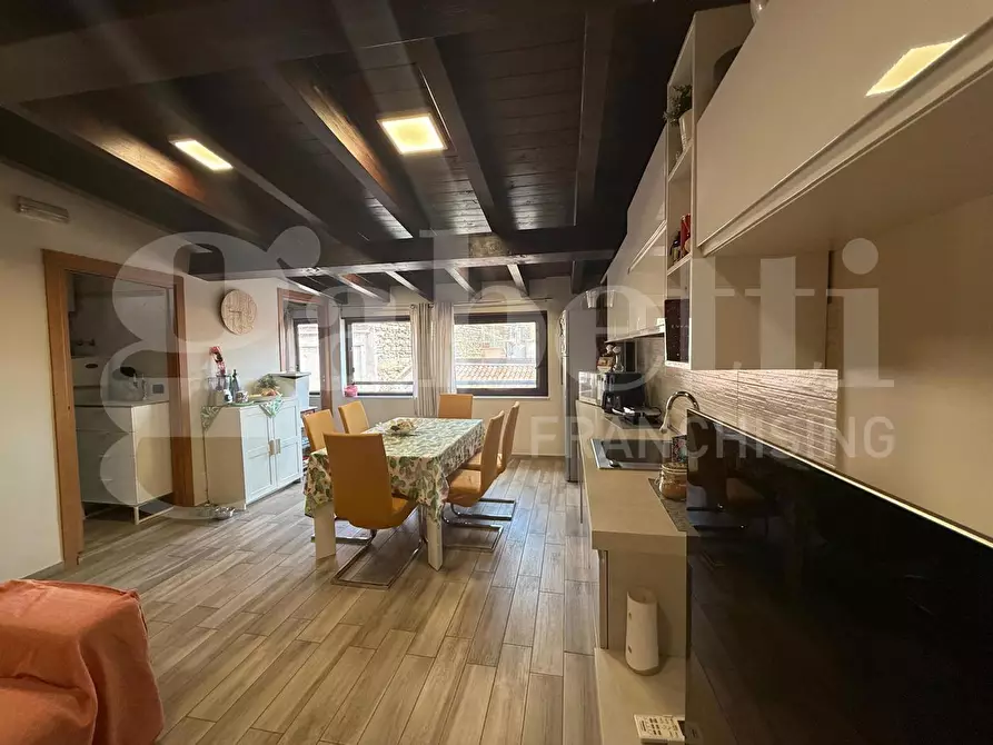 Immagine 3 di Casa indipendente in vendita  in Via Bianchi a Catania