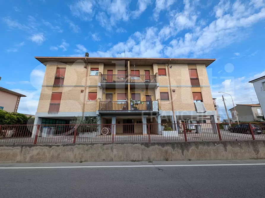 Immagine 2 di Appartamento in vendita  in Via DEL COLLE, 24 a Torgiano