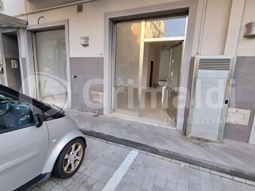 Immagine 6 di Negozio in affitto  in Via Maio Mariano, 83 a Milazzo