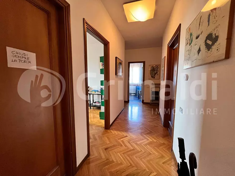 Immagine 11 di Attico in vendita  in Via lenin a Corciano