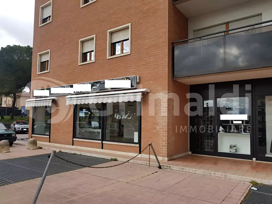 Immagine 3 di Negozio in affitto  in Via antonio gramsci a Corciano