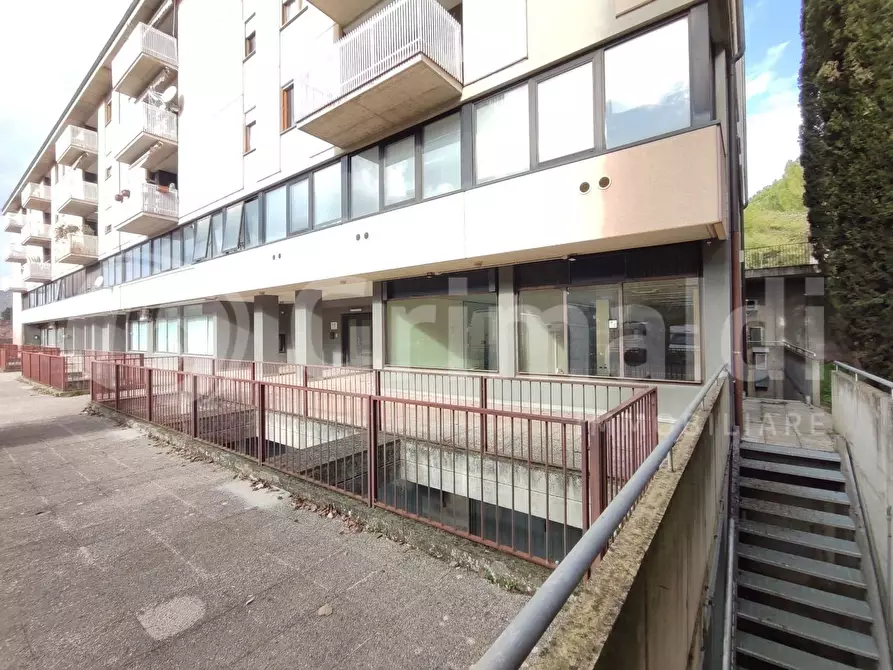 Immagine 16 di Laboratorio in affitto  in Via delle Caravelle a Perugia