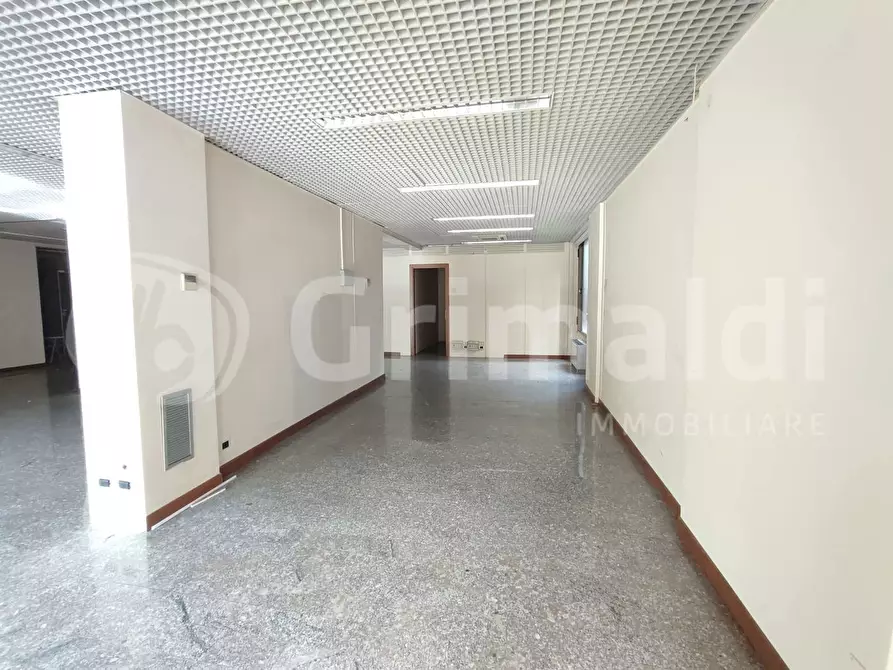 Immagine 11 di Laboratorio in affitto  in Via delle Caravelle a Perugia