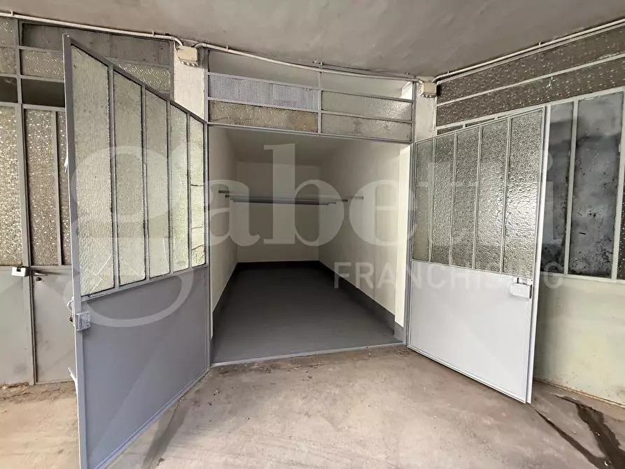 Immagine 8 di Box auto in vendita  in Via Frejus a Grugliasco