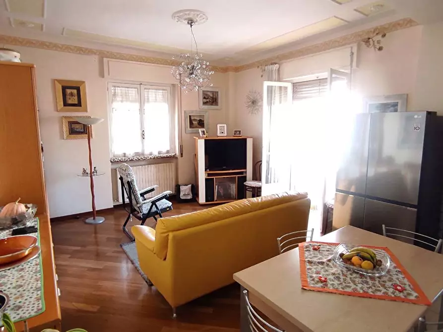 Immagine 5 di Appartamento in vendita  in Via MONTEBELLO a San Severo