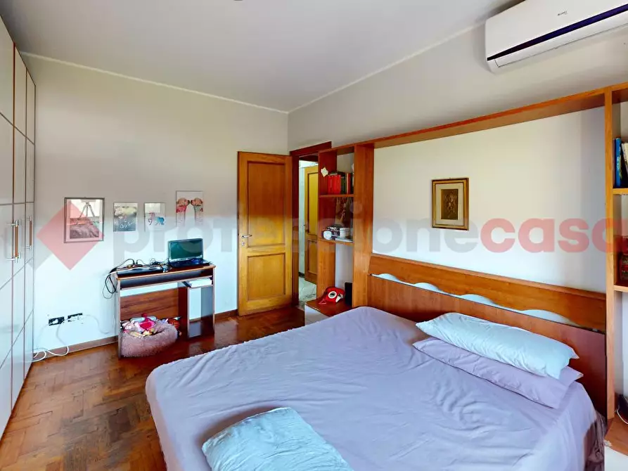 Immagine 7 di Appartamento in vendita  in Via Silvio Sbricoli a Roma