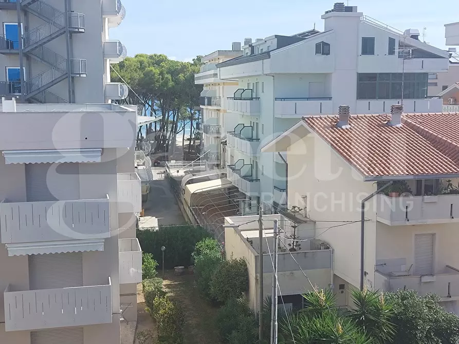 Immagine 17 di Appartamento in vendita  in Via Liguria, 4 a Alba Adriatica